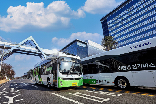삼성전자 반도체(DS)부문이 기흥·화성캠퍼스를 순환하는 사내 셔틀버스를 전기차로 전환하고 있다.<삼성전자 제공>